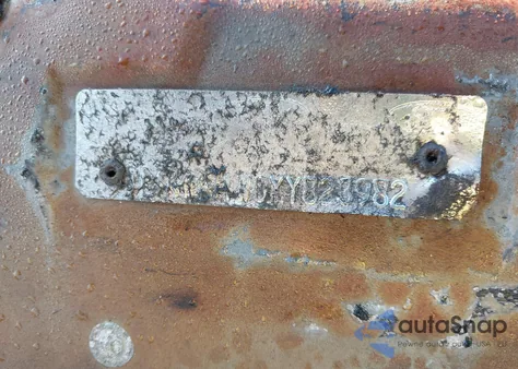 2000 Lincoln Town Car Executive из США, поврежденный, VIN 1LNHM81W0YY823982